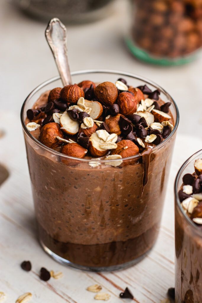 Oats with Dark Chocolate and Nuts